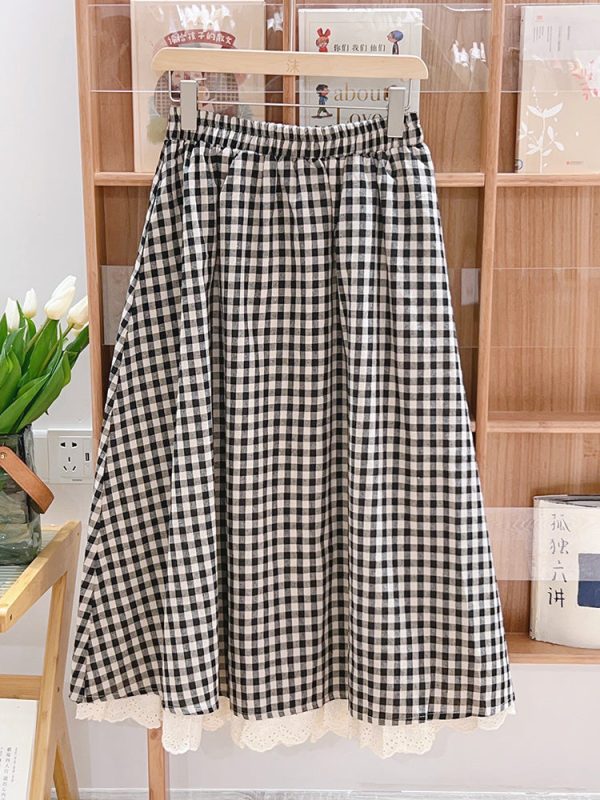 Lace Hem Checkered Skirt